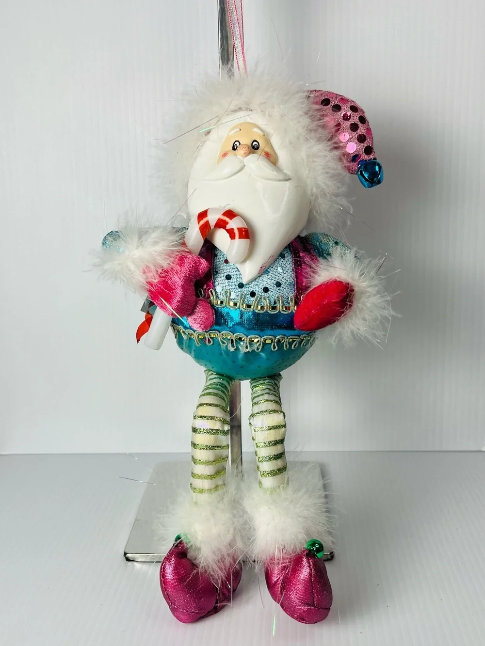Mark Roberts Whimsical Santa dangling-leg Figurine